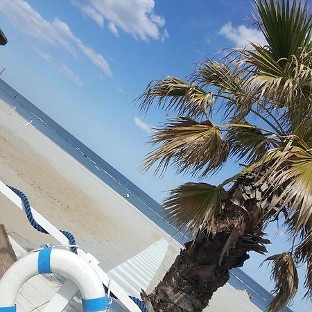 Hotel Villa Cesira Bellaria-Igea Marina Buitenkant foto