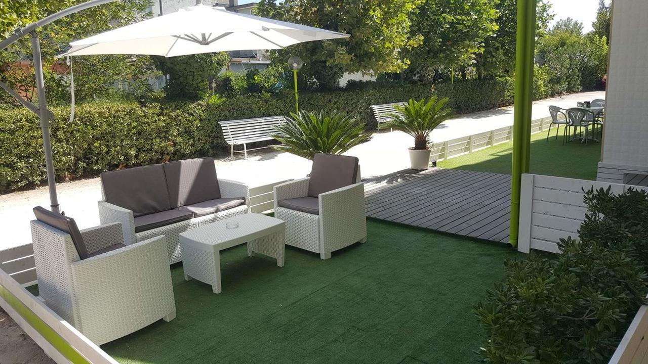 Hotel Villa Cesira Bellaria-Igea Marina Buitenkant foto
